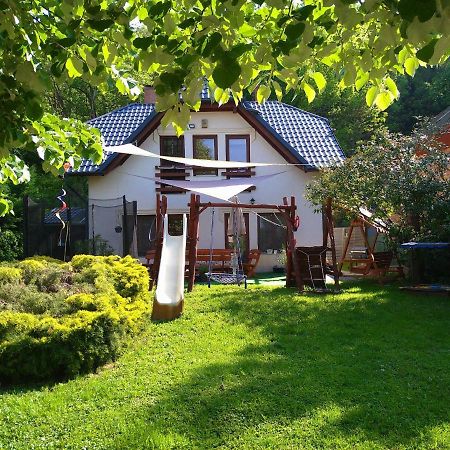 Liliana Vendeghaz Apartment Balatonfůzfő Exterior foto