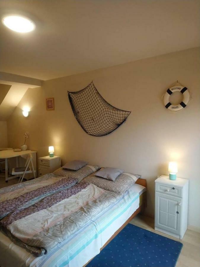Liliana Vendeghaz Apartment Balatonfůzfő Exterior foto